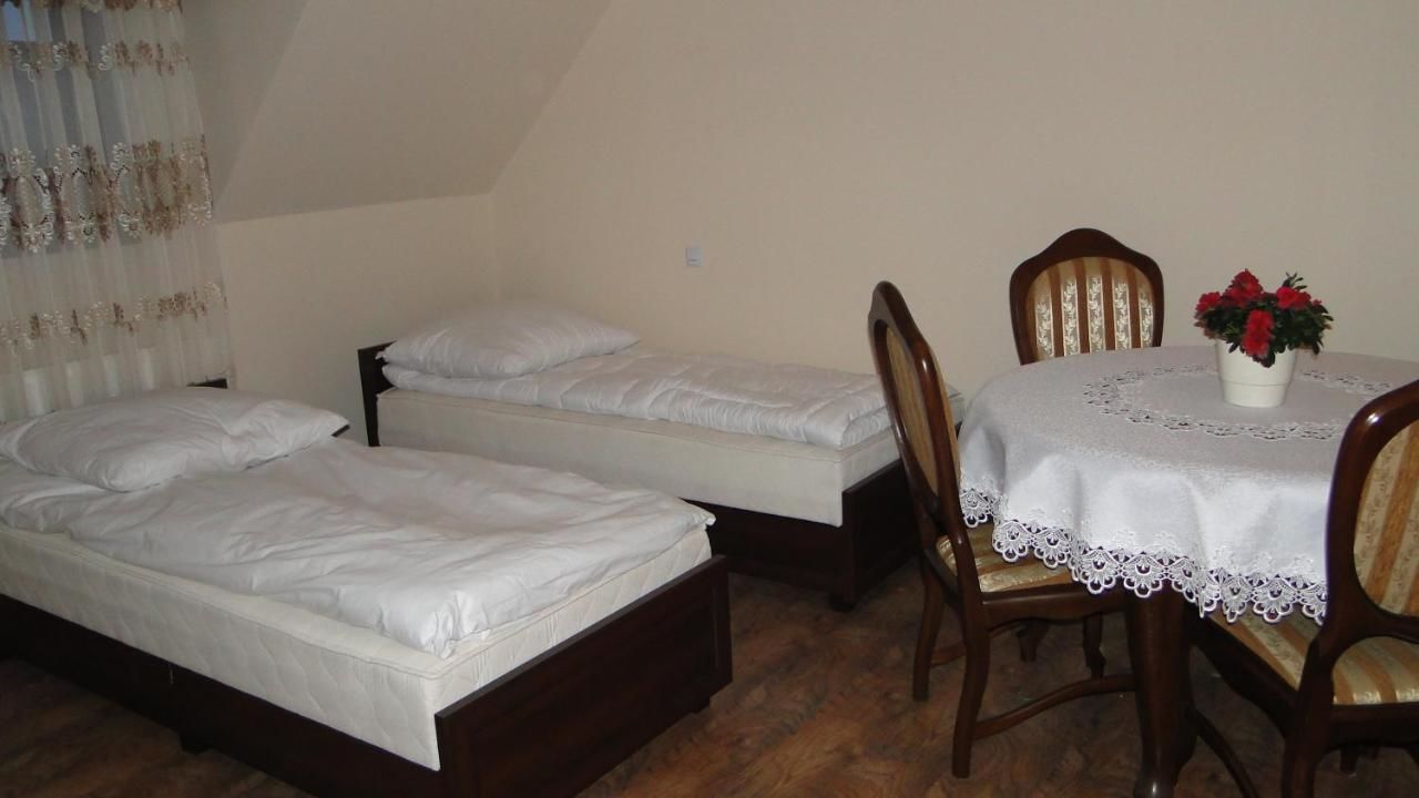 Отели типа «постель и завтрак» Pokoje Gościnne w Ratuszu Огродзенец-32