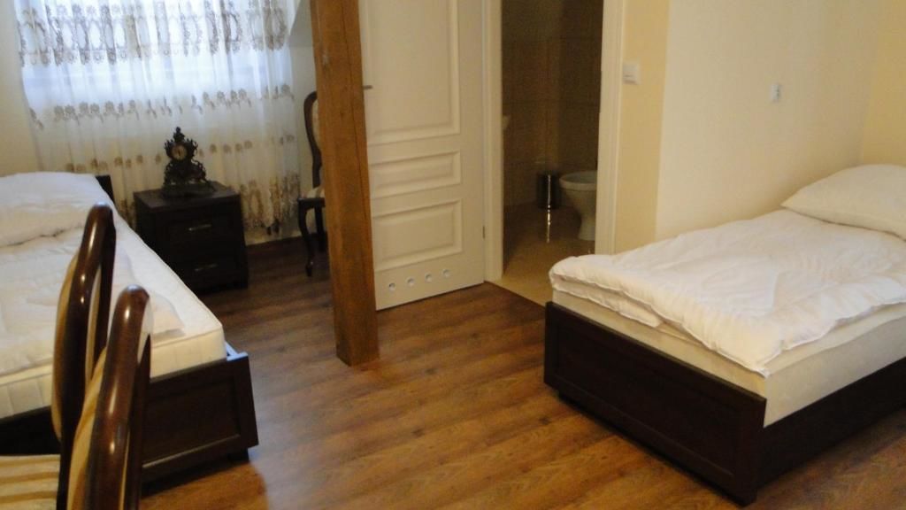 Отели типа «постель и завтрак» Pokoje Gościnne w Ratuszu Огродзенец-42